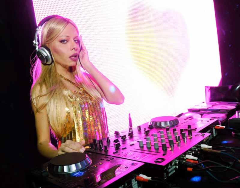 dj Greta La Medica