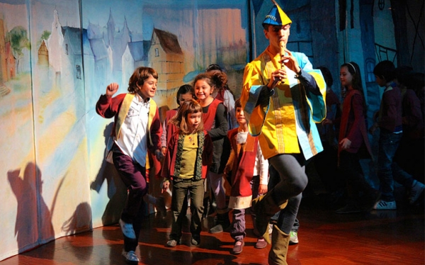 "La casa delle storie" 2017/2018&rdquo;, Teatro Manzoni di Milano|||