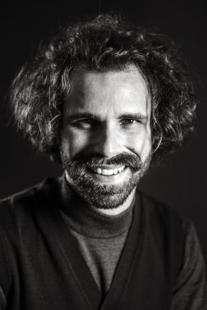L'artista Cenzo Cocca|||