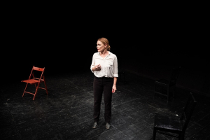 Al Teatro Franco Parenti in scena "Stabat Mater", un monologo dolorosamente comico