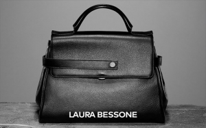 Pavo borsa della collezione di Laura Bessone|||