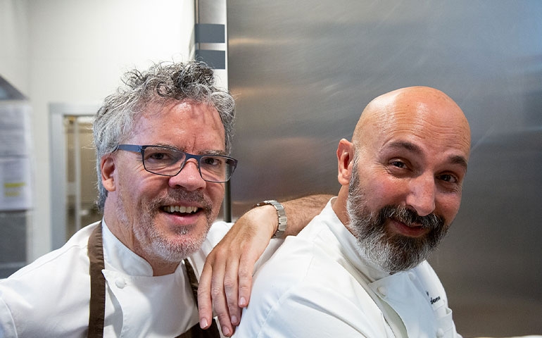 Identità golose: gli chef Andrea Ribaldone e Peter Gordon ci portano in Nuova Zelanda|||